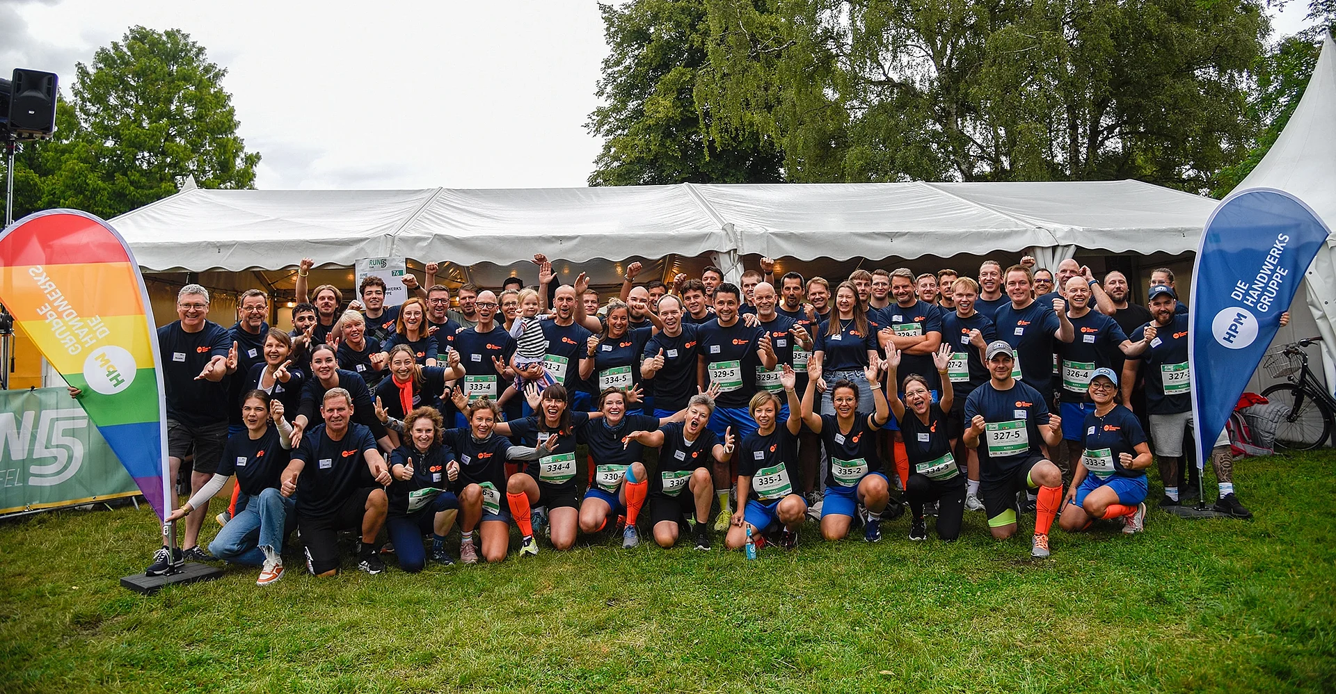 Gruppenbilder der HPM-Läufer auf dem RUN5-Teamstaffel Event 2026 