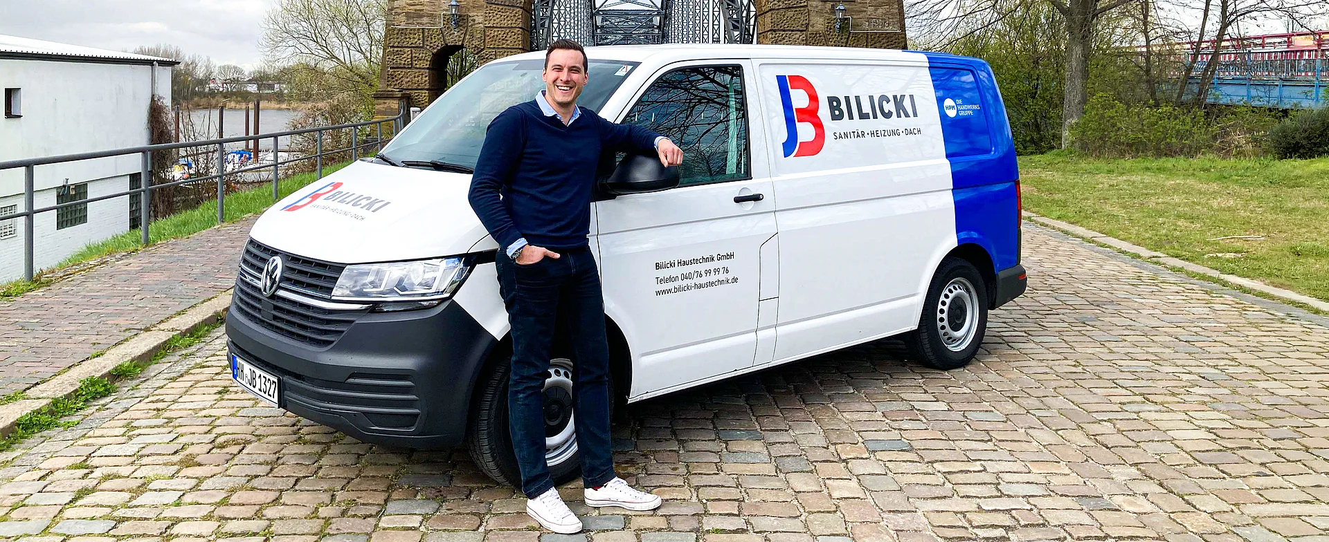 Sandor Unger mit Bilicki Firmenwagen 