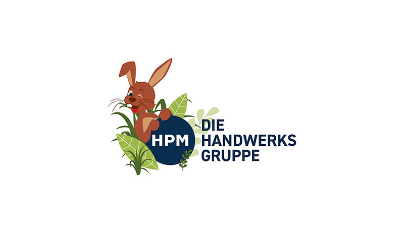 Illustrierter Osterhase mit dem Firmenlogo der Firma HPM Die Handwerksgruppe