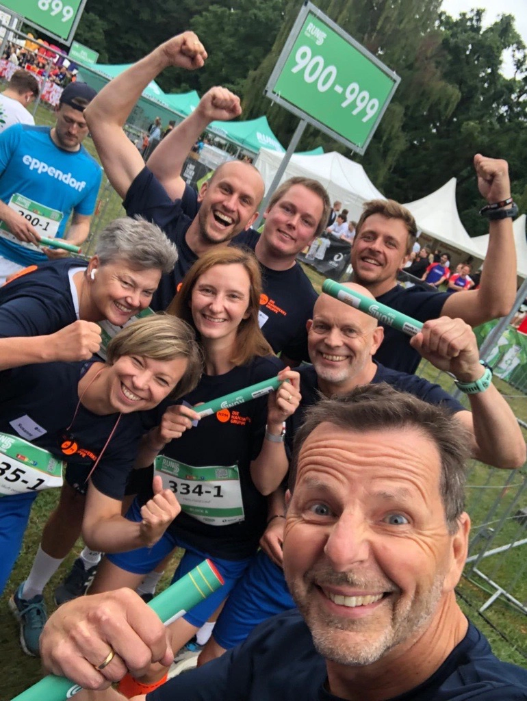Selfie der HPM-Staffelläufer vor dem Start 